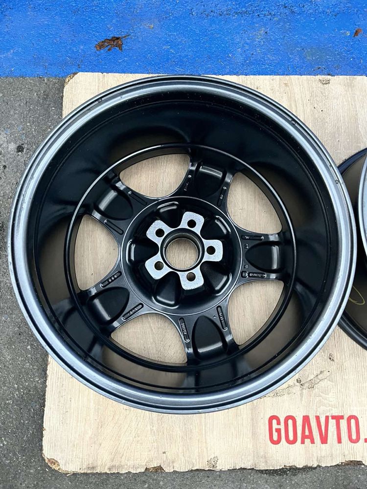 Goauto диски Audi TT 5/100 r17 et35 9j dia57.1 в чудовому стані як нов