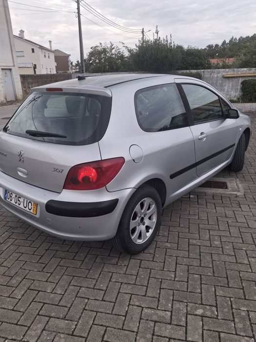 Vendo Peugeot 307 1.4hdi comercial ano 2003