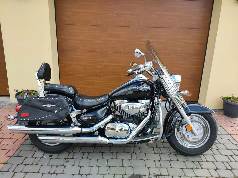 Suzuki VL 1500 Intruder LC - Boulevard C90 Bardzo zadbany tylko 7 tys mil przebiegu czarny metalik w pełni ubrany