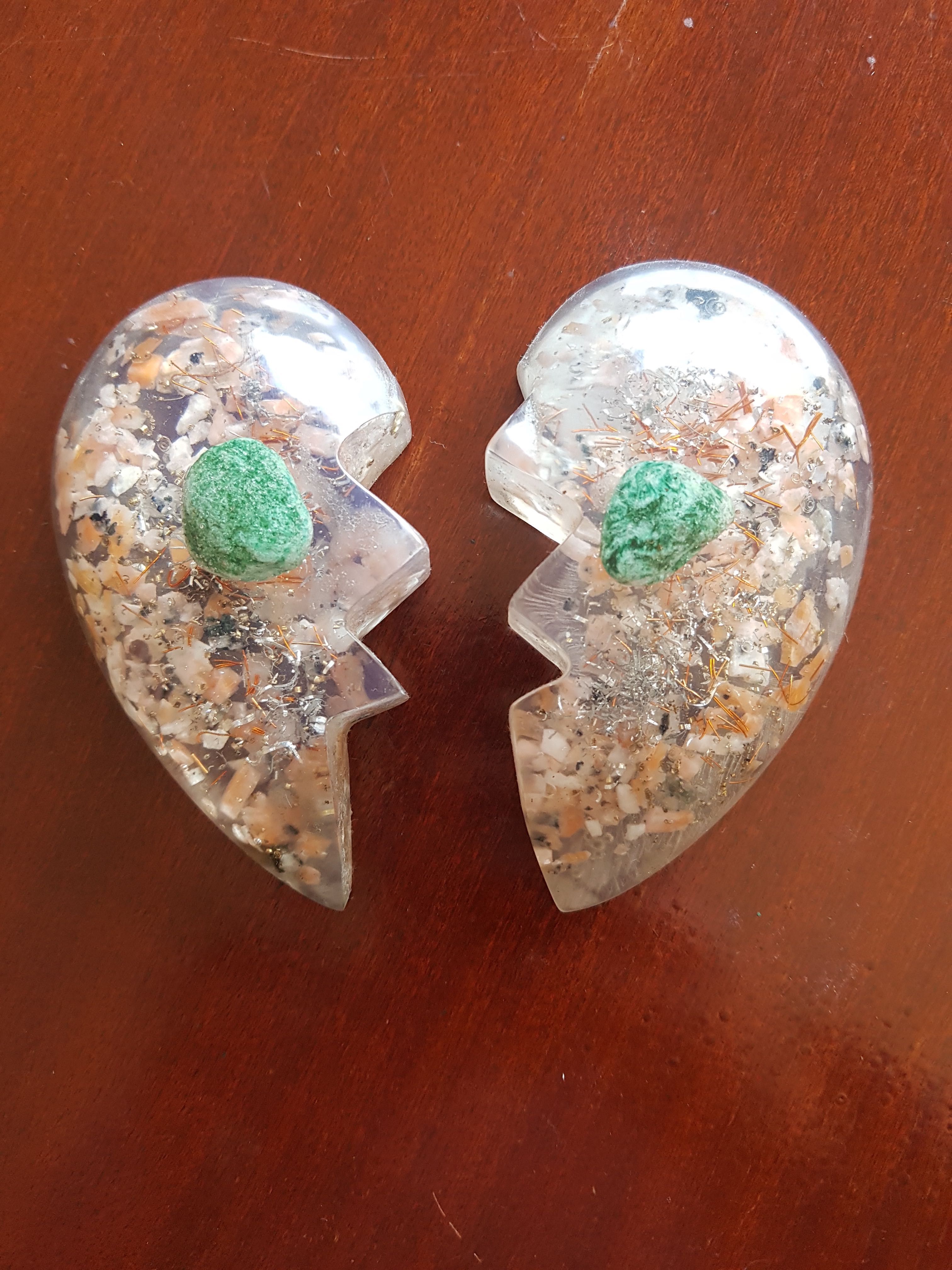 Orgonite (coração em 2 peças)