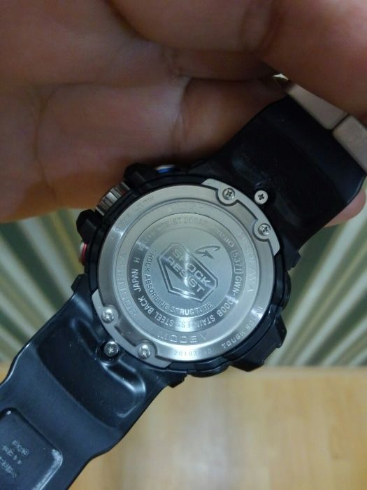 продам Casio gwn-1000b-1ber