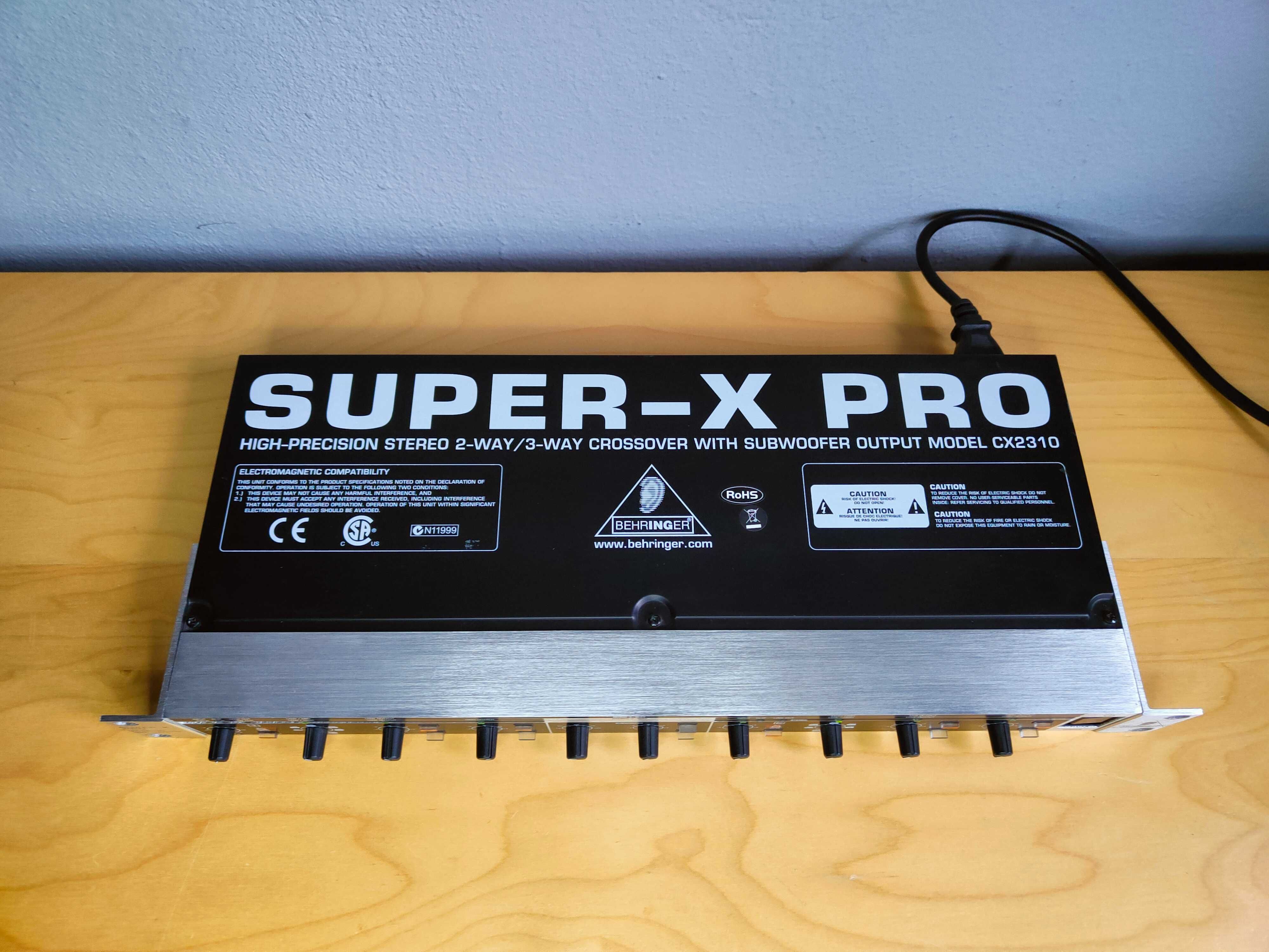 Crossover zwrotnica Behringer SUPER-X PRO CX2310