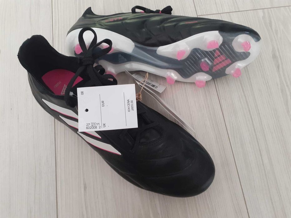 Profesjonalne korki piłkarskie adidas Copa Pure.1 FG HQ8904 r. 41 1/3