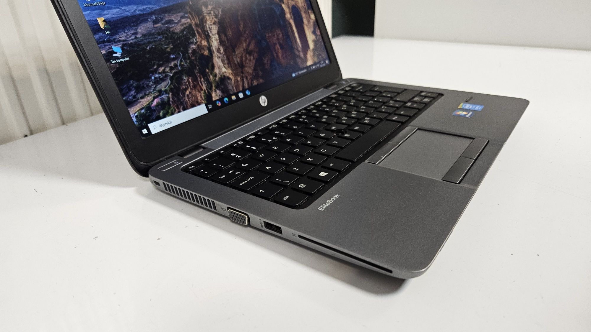 HP Elitebook 820 G2 12.5/i5-5300u/12GB/128SSD/WIN10