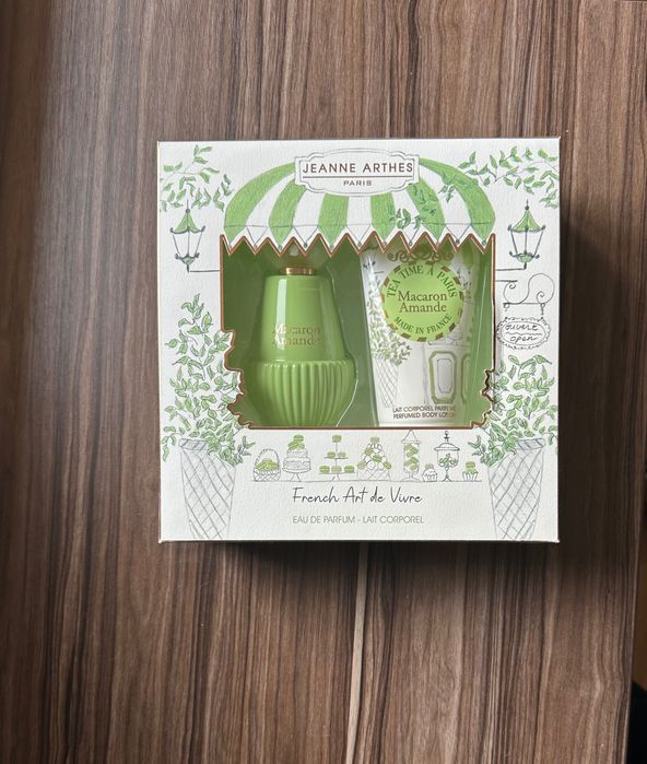Jeanne Arthes Tea Time á Paris Macaron Amande подарочный набор