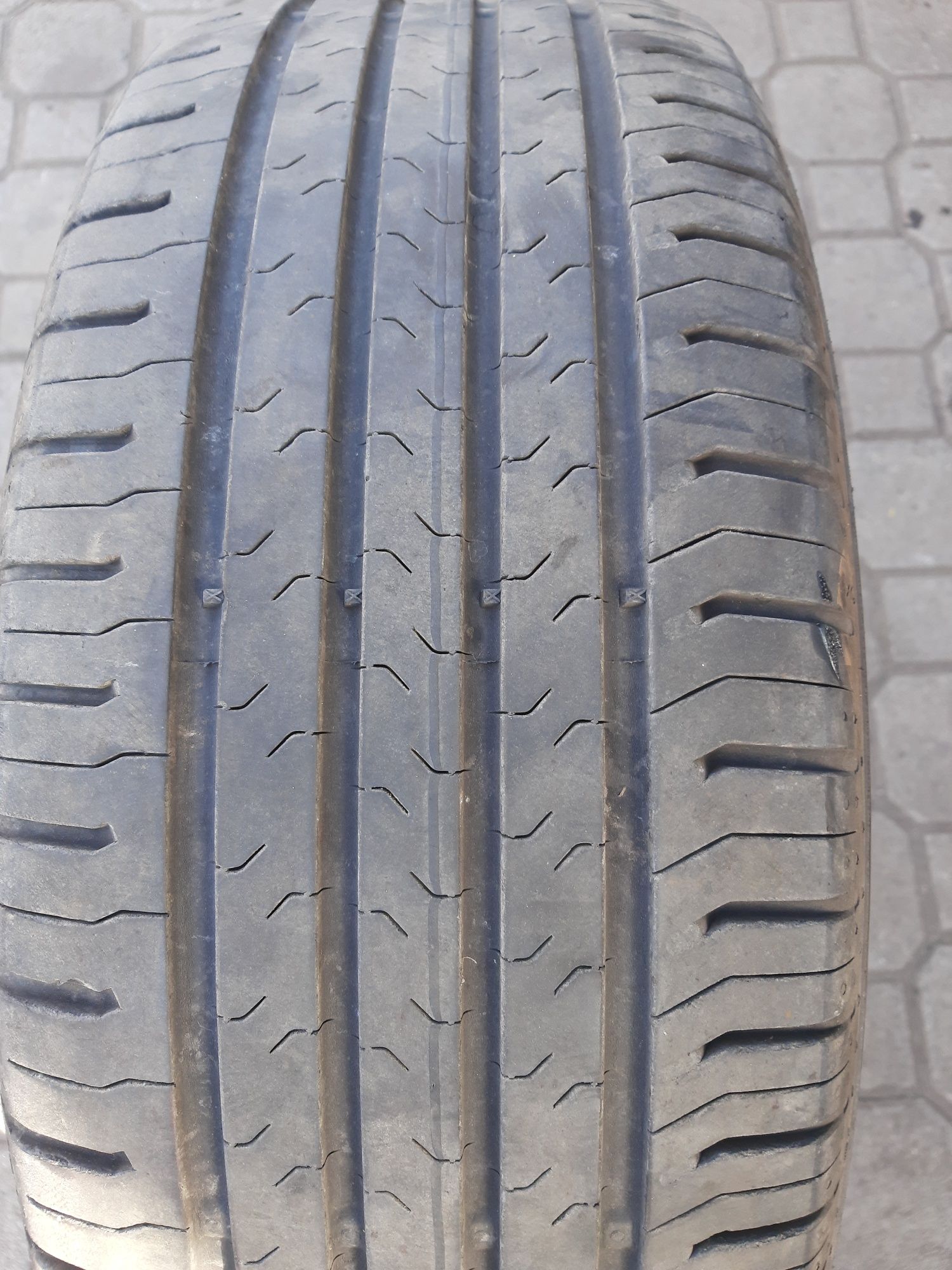 Opony Letnie  215/60R16 Continental