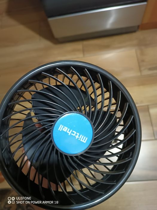 Nowy wiatrak samochodowy 12v i 24v