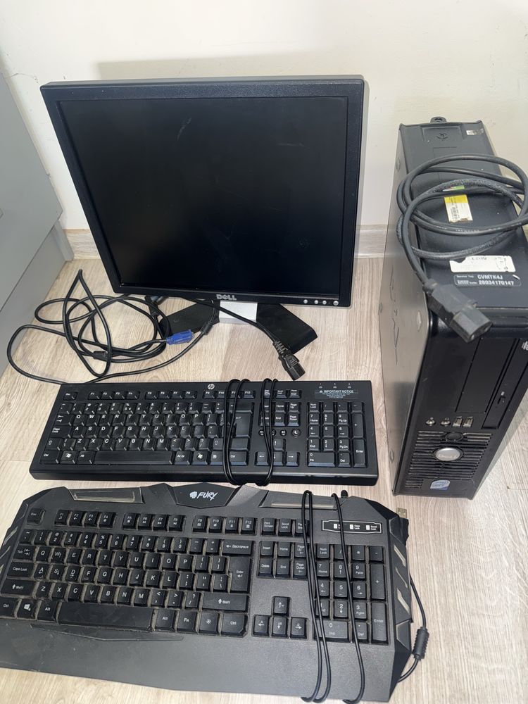 Komputer stacjonarny Dell Optiplex 760.