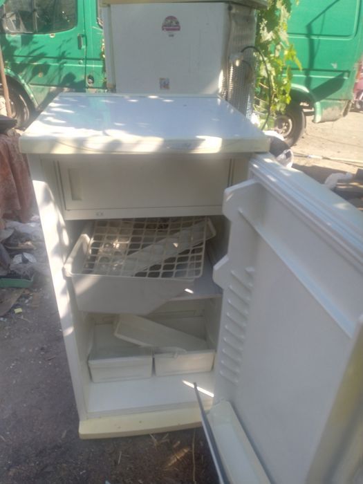 Прадам или обменяю холодильники