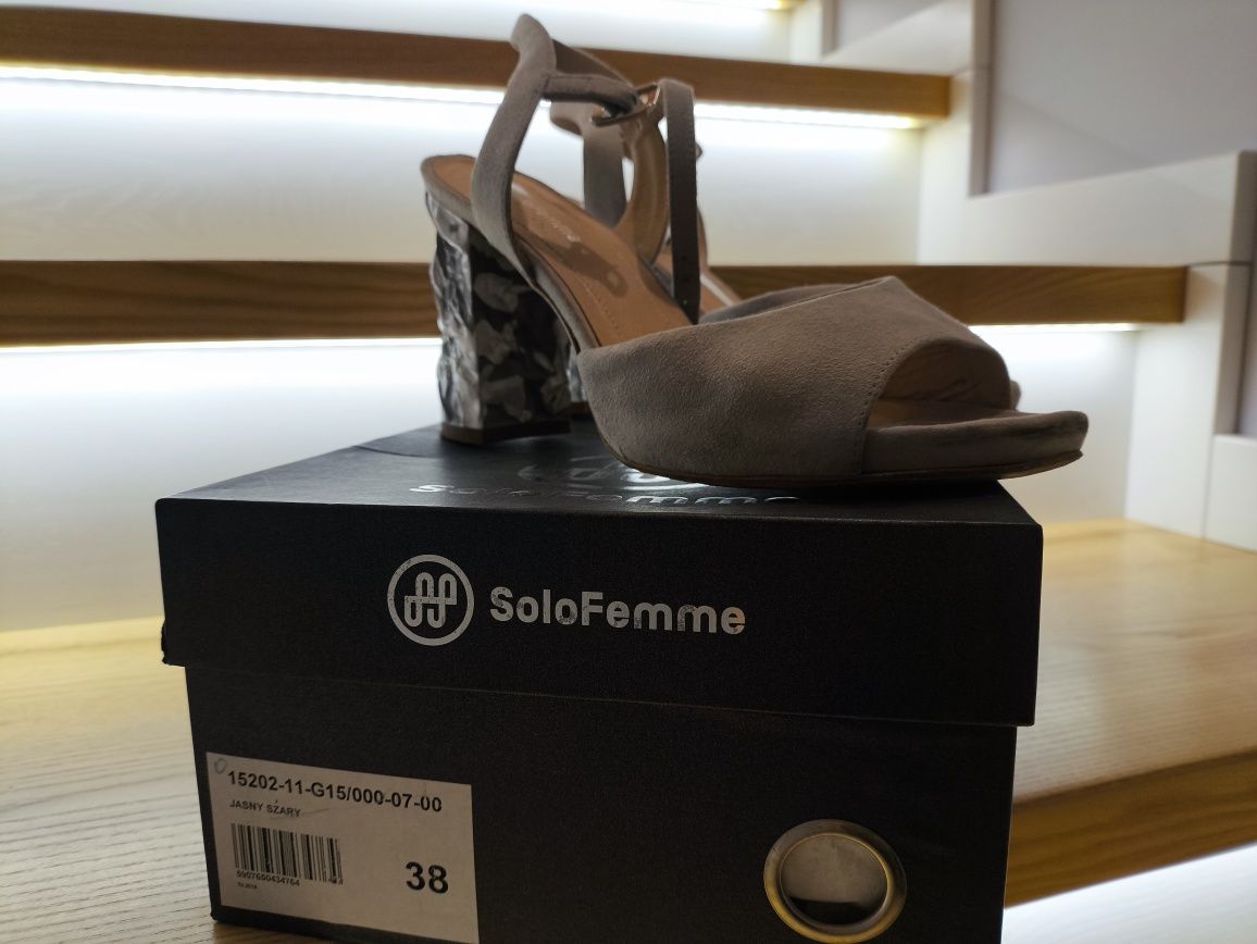 Sandałki solo femme r. 38 zamsz skora szare
