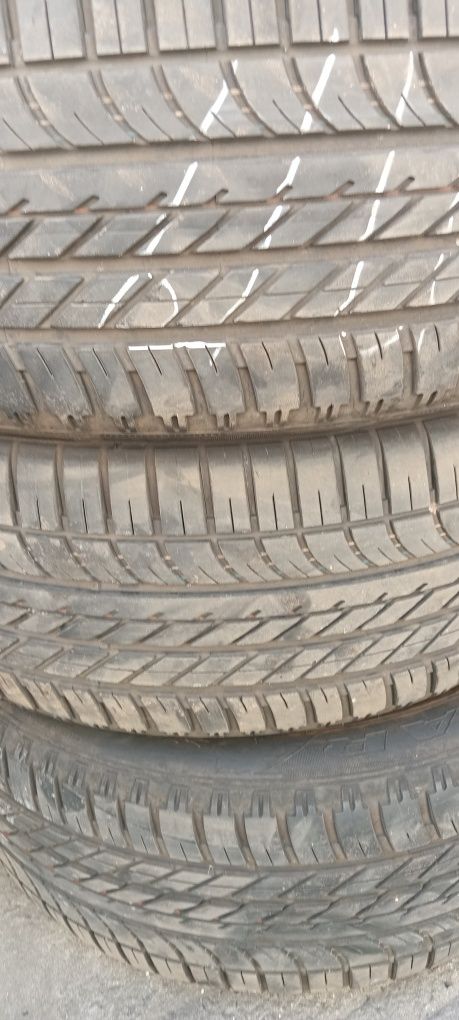 Продам шини пара 275/45R21