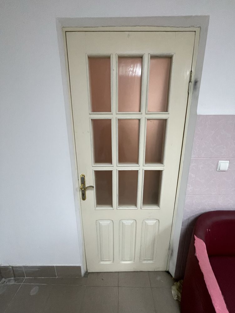 Двері міжкімнатні деревʼяні б/у