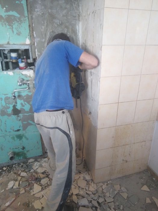 Wyburzanie scian, skuwanie,  tynków posadzek wolne terminy do 100km