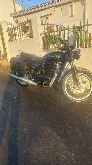 Vendo Benelli 400