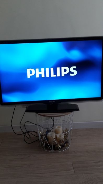 Телевизор Philips 42PFL8404H