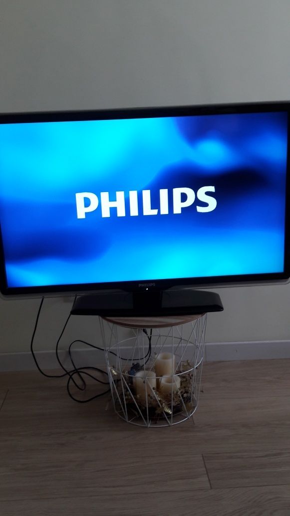 Телевизор Philips 42PFL8404H