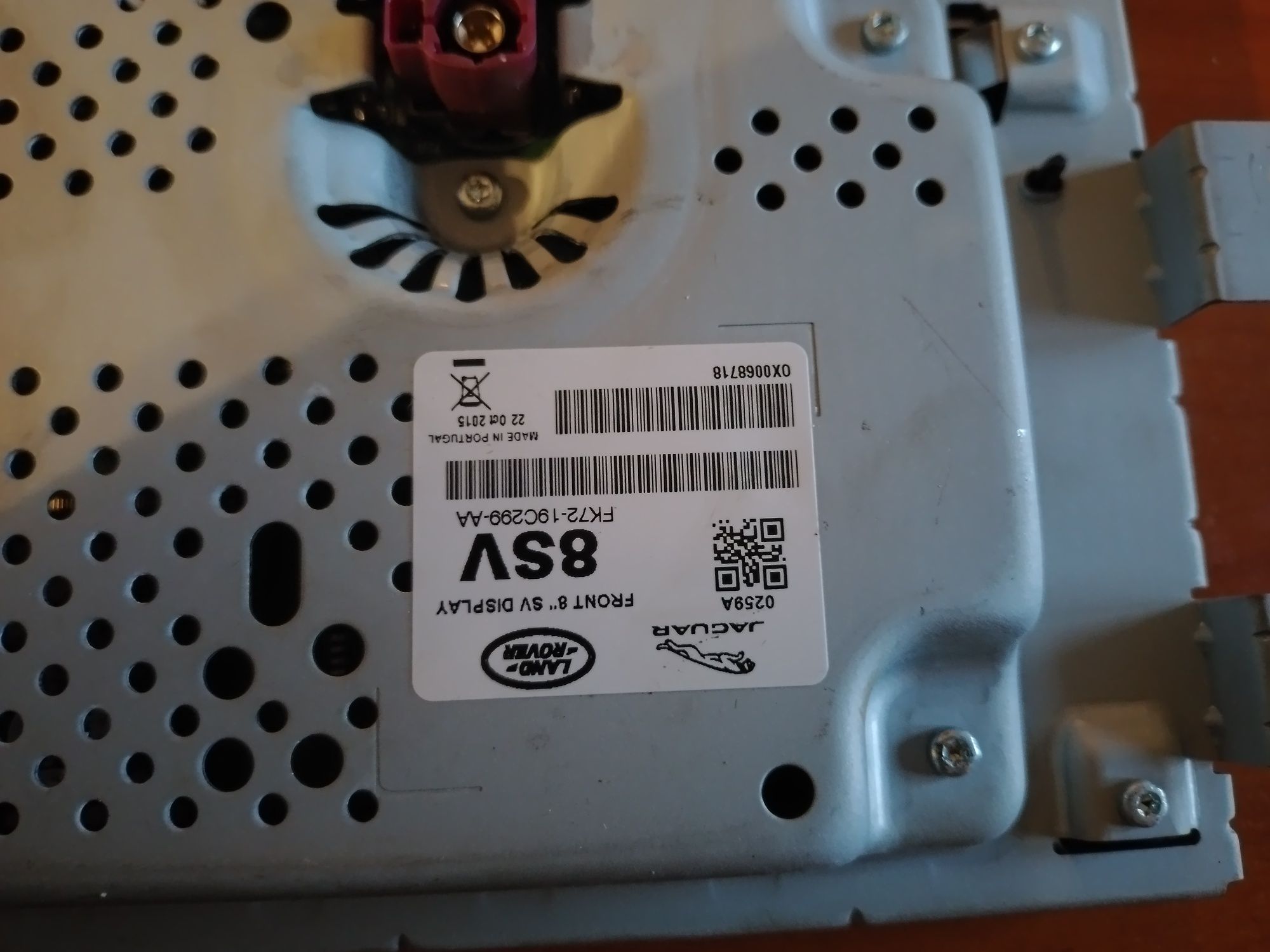 Wyświetlacz LCD ekran 8" JAGUAR XE X760 . 15-19r