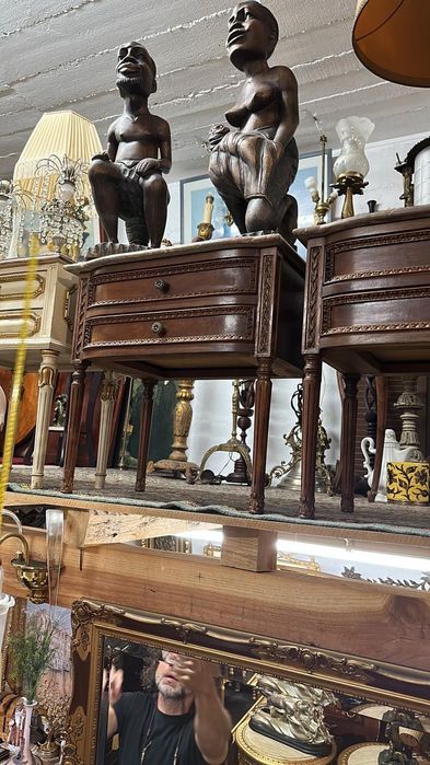 Mesa de cabeceira madeira e pedra