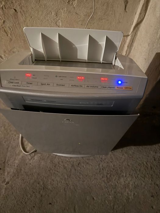 Очищувач повітрям зі зволоженням Panasonic F-VXH50R