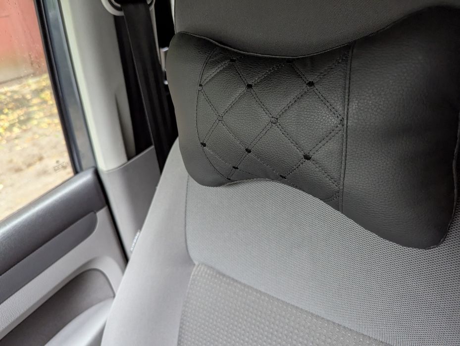 Подушка - підголівник