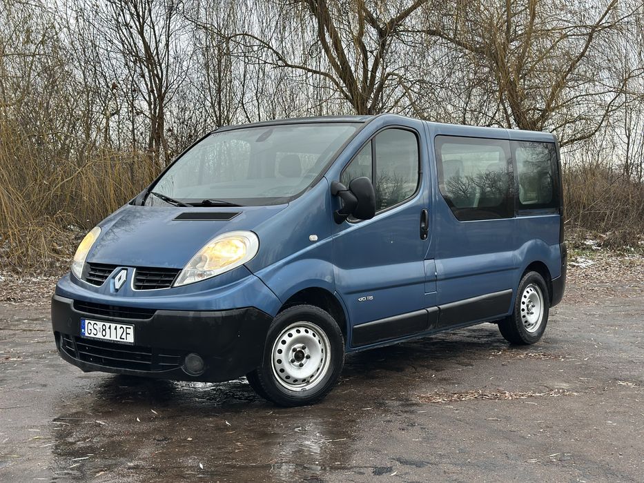 Рено Трафік 2,0диз Оригінальний пасажир