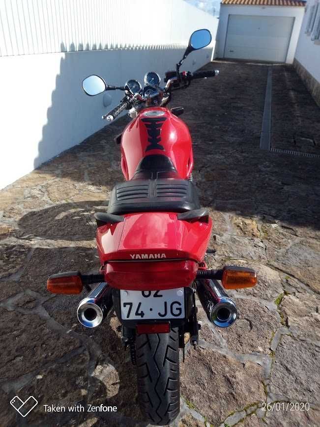 Yamaha XJ 600n impecável