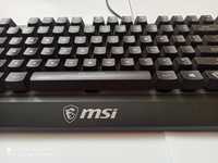 Klawiaturę gamingową MSI TRUE GAMING plus myszka WARRIOR GAMING MOUSE