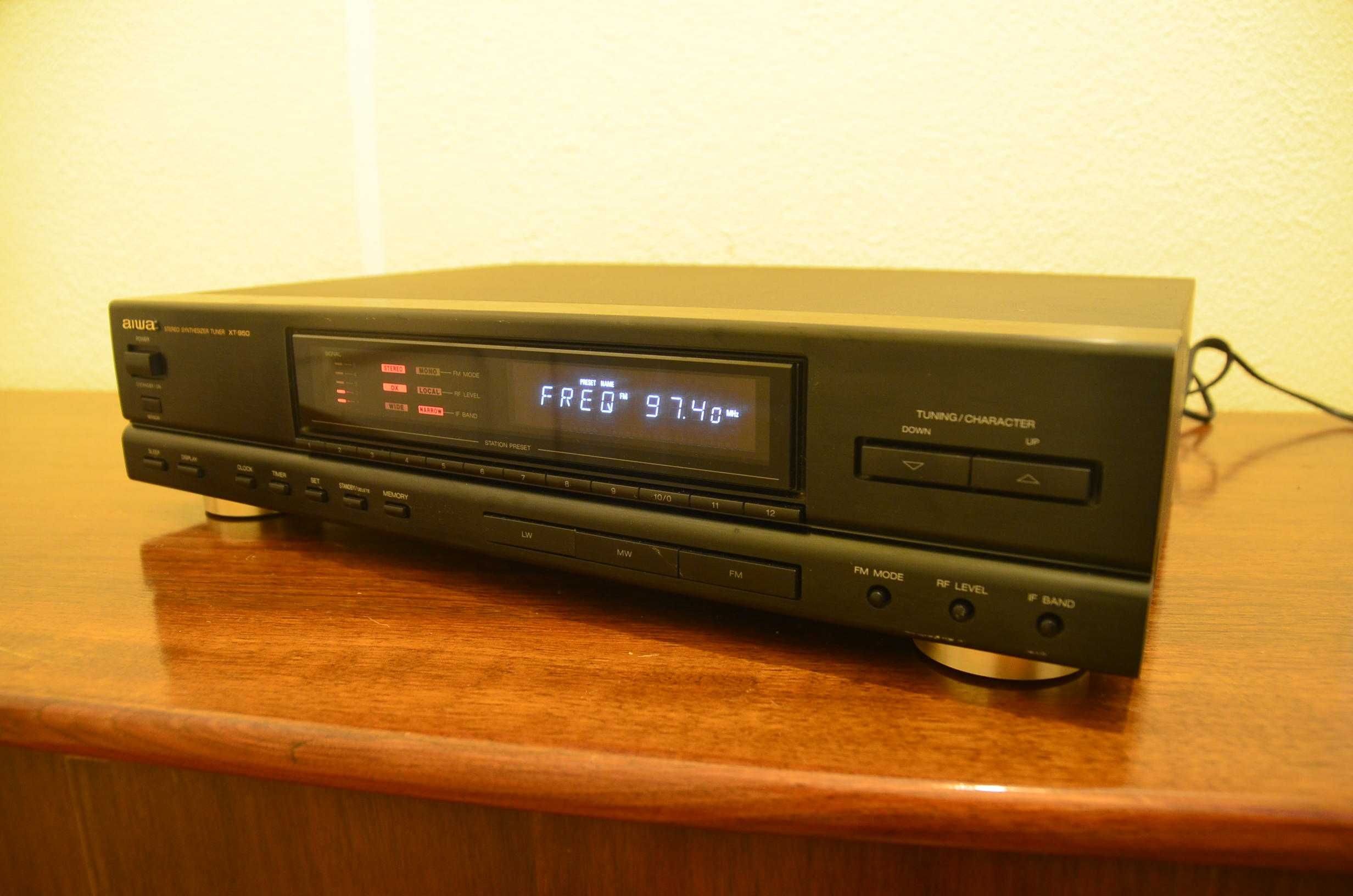 Rádio Aiwa XT-950