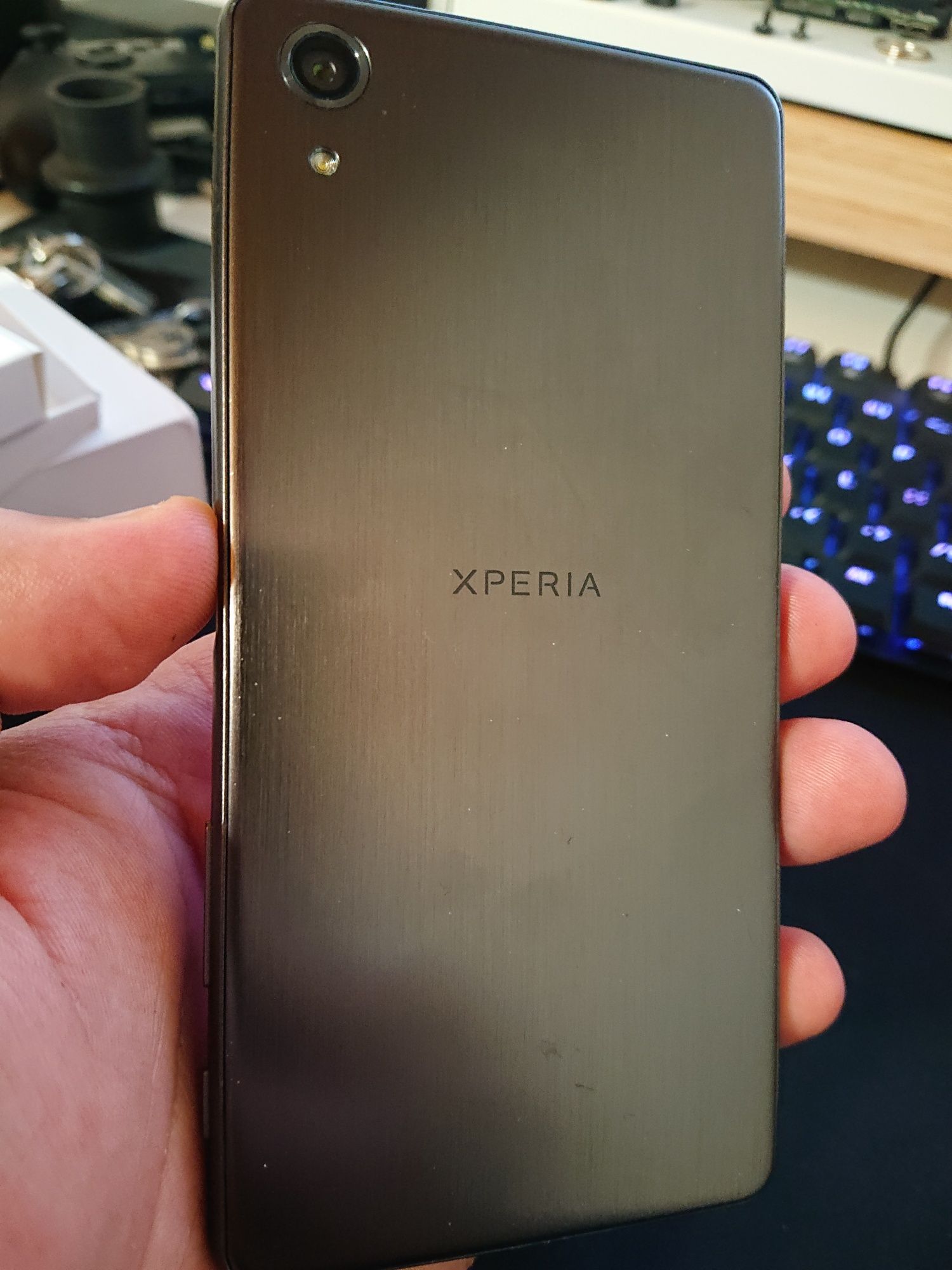 Smartfon Sony Xperia X Performance