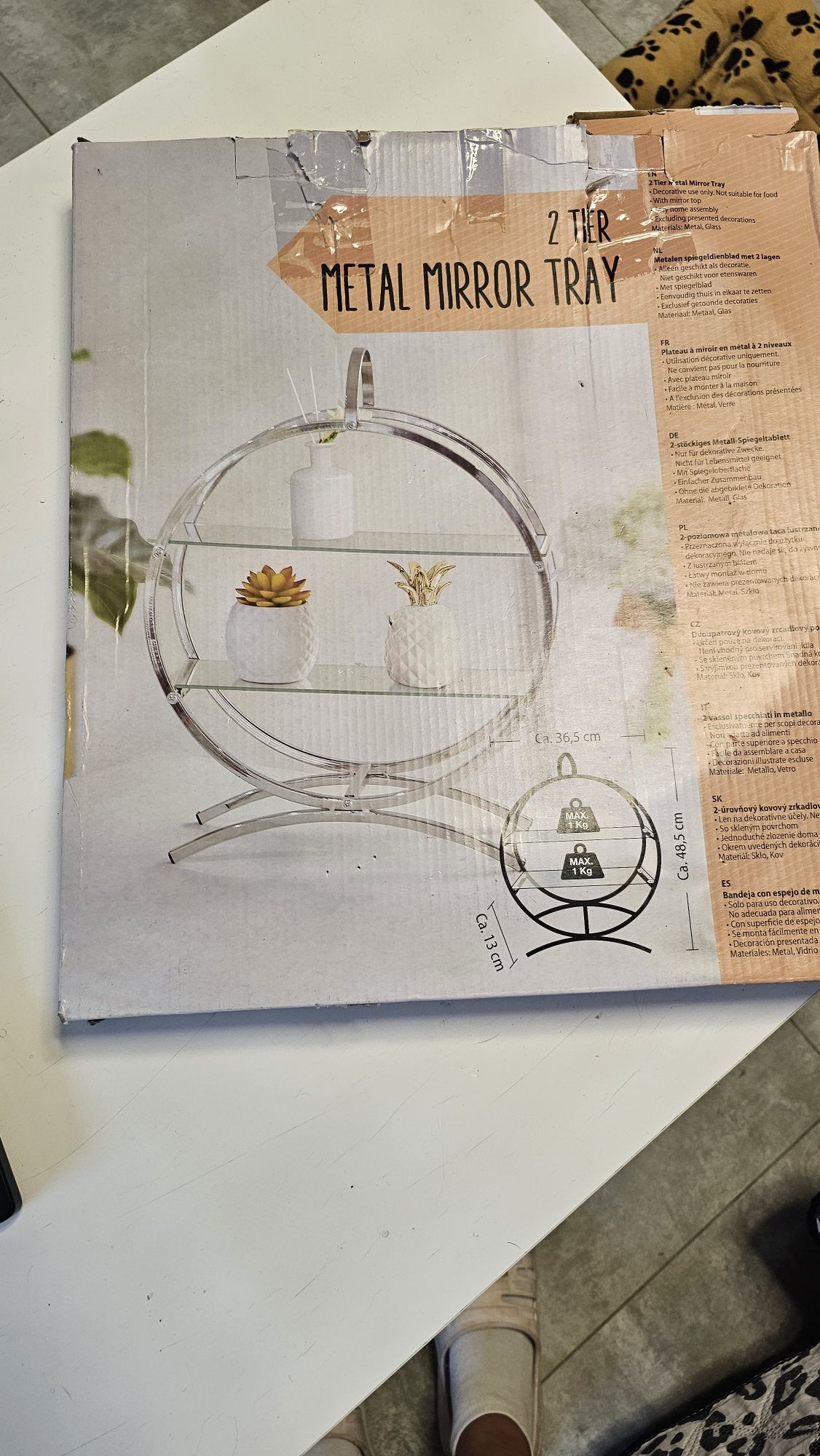 piękna półeczka ,nowa. Szklo aluminium.Do negocjacji .