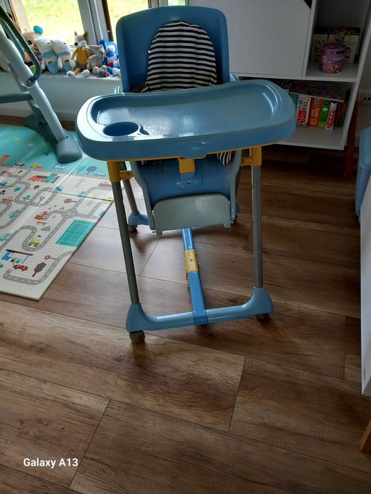 Krzeselko do karmienia