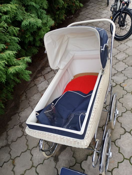 Wózek dziecięcy retro plus spacerówka igla
