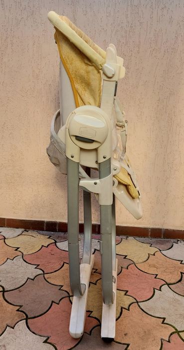 Стульчик для кормления Chicco Polly Magic