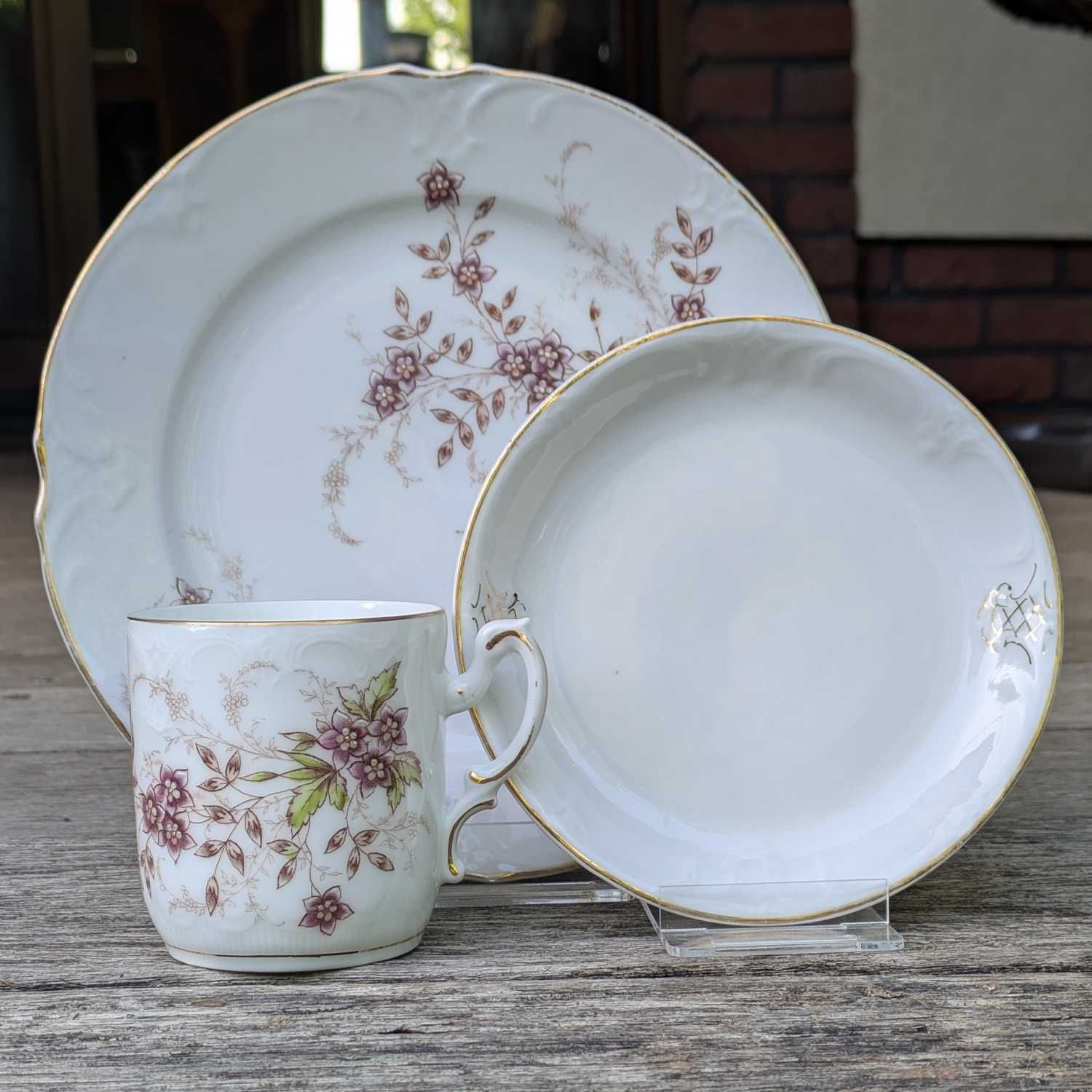 ## Wiekowa Śląska Porcelana – z XIX wieku - Charlottenbrunn ##
