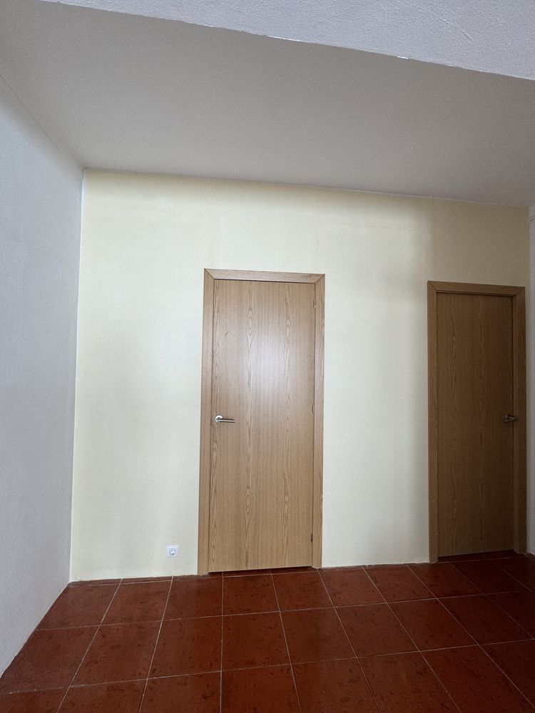 Apartamento T1 + 1 com 60m2 junto ao Lidl Santa Clara renovado