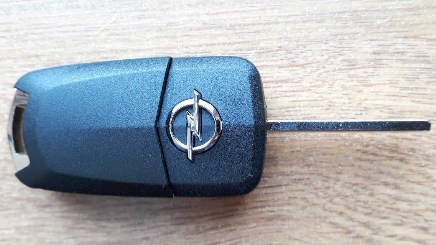 Kluczyk Pilot id40 nowy do zaprogramowania Opel Meriva A Corsa C Combo