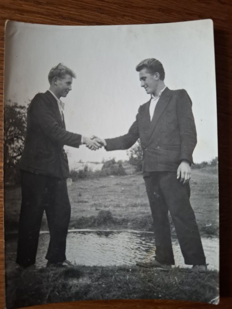 Stare, przedwojenne prywatne fotografie.