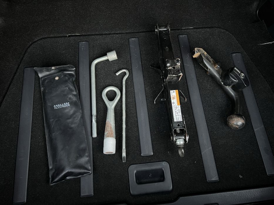 Свіжопригнаний Mitsubishi Outlander 124 тис. км.  2012 р. 2.3 дизель