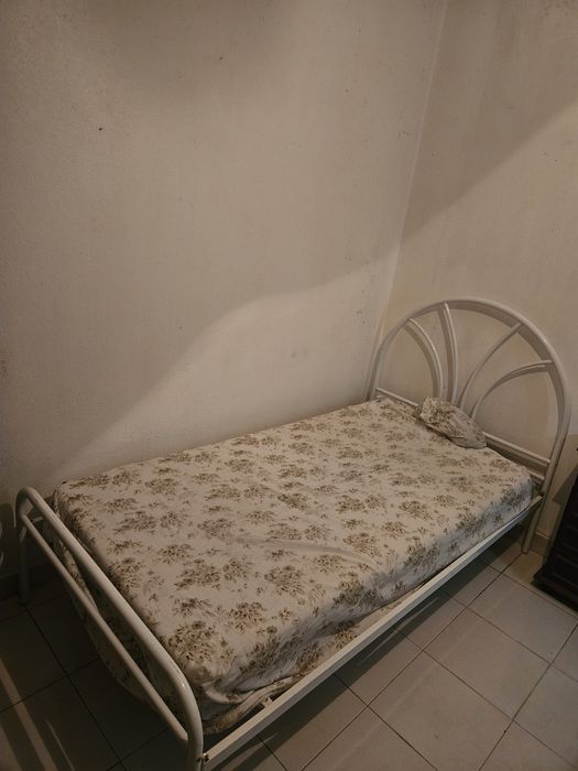 Quarto para arrendar