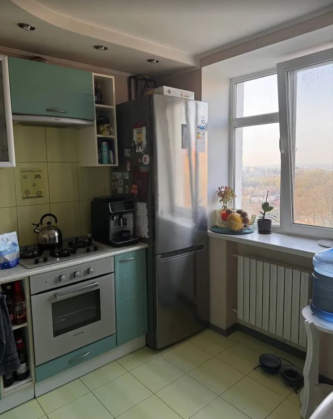 Продам 3-комн.кв. Рабочая, 164А.
