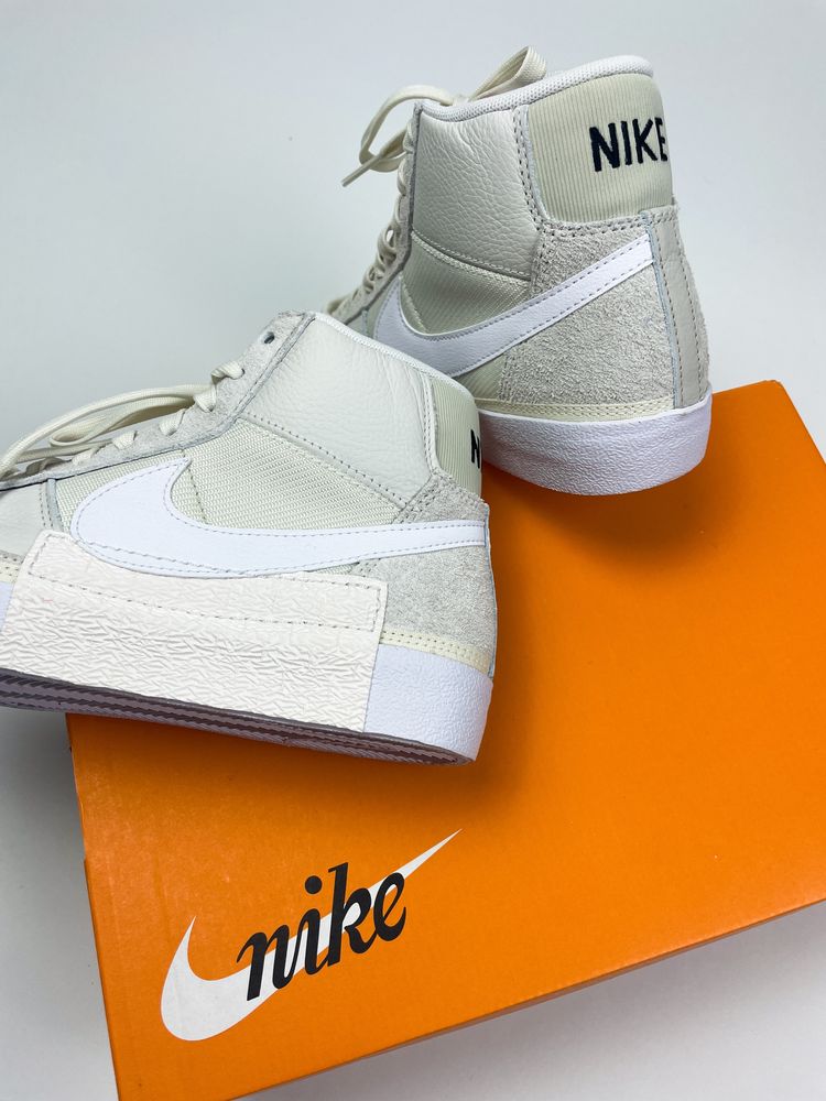 Оригінал! Чоловічі Кросівки Nike Blazer 77 (42/26,5) Нові в коробці!