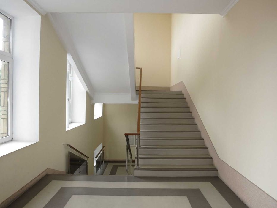 Без%!Бизнес Центр, Крещатик, метро Пл.Независимости -1мин.,Генератор!