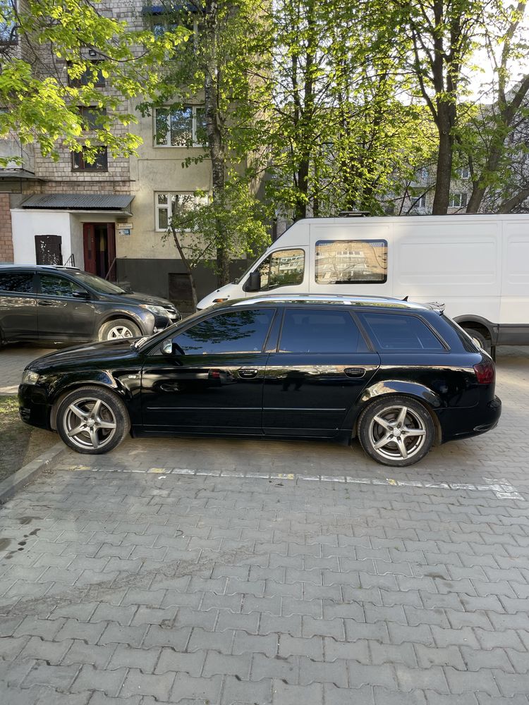 Продам хороше авто Audi A4 в кузові B7