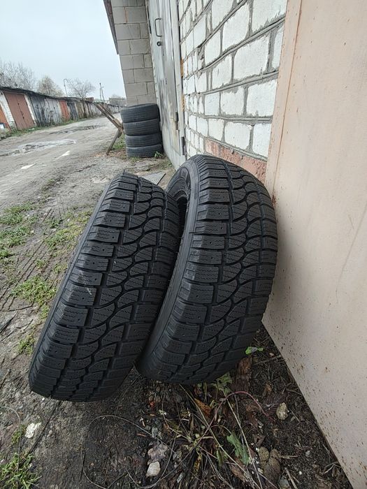 Зимова резина  TAURUS  201  WINTER LT.  215,/65 R16C