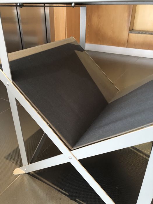 Mesa de apoio pequena