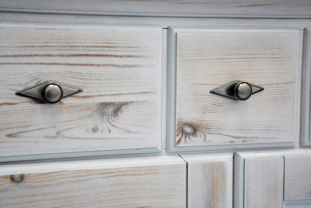 komoda z drewna sosnowego - jak nowa