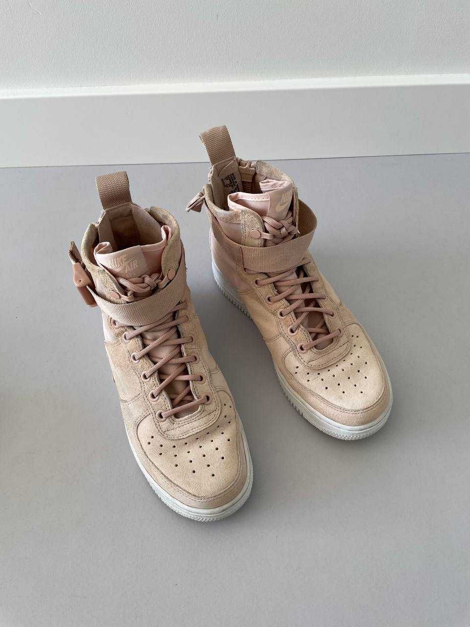 NIKE Sf Air Force 1 Mid Suede Sneaker - damskie