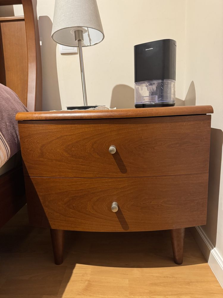 Vendo uma mobilia de Quarto Completa