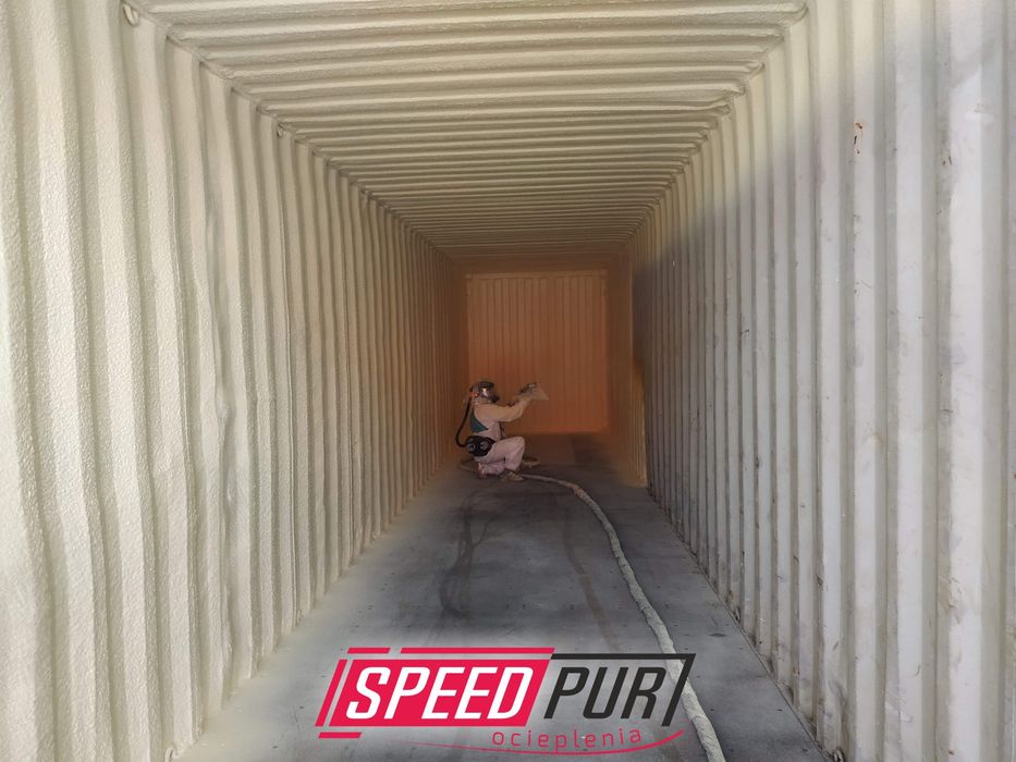 ocieplenia pianką izolacje natryskowe ocieplanie Docieplania Poddaszy