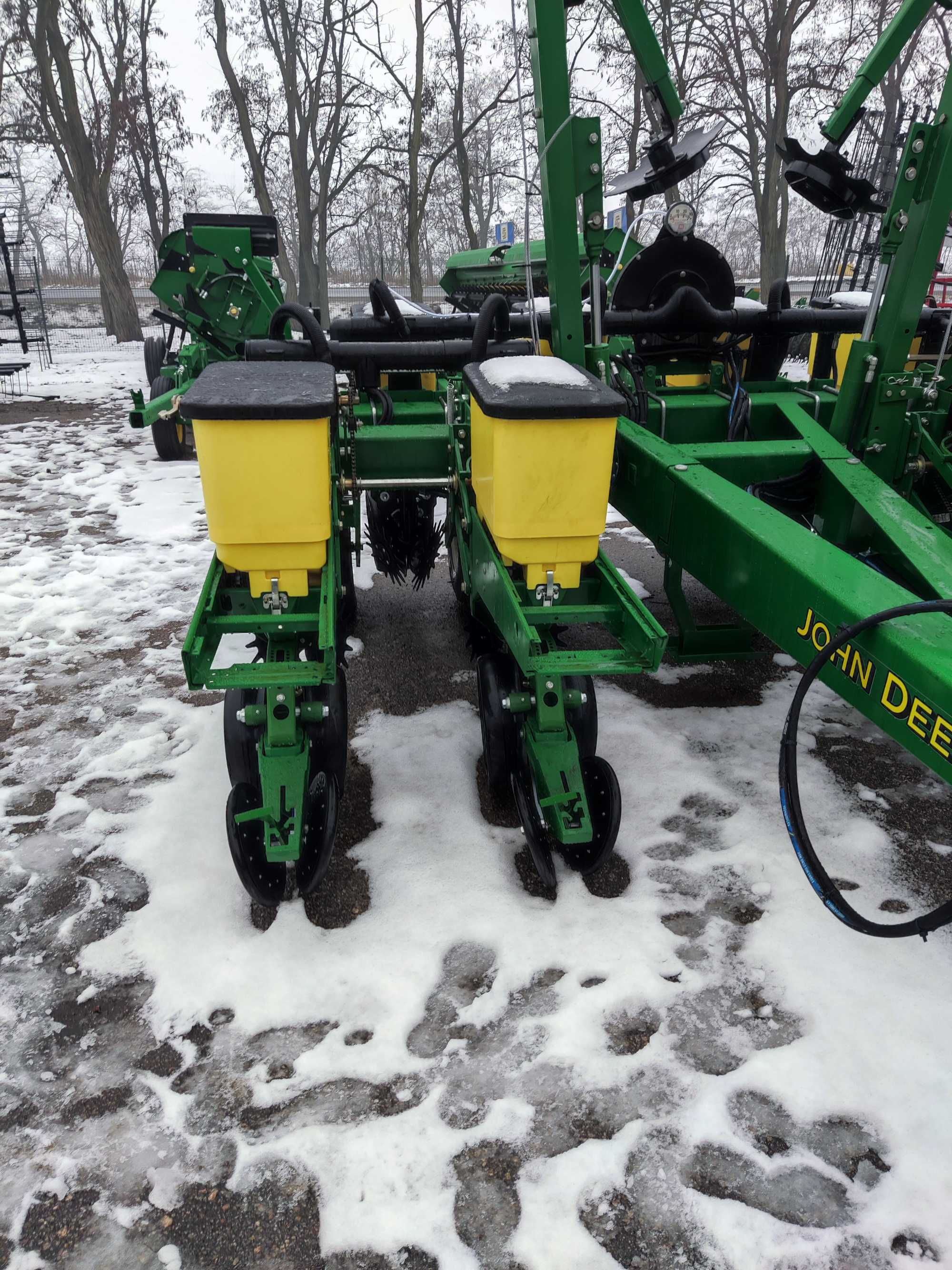 Сівалка просапна пневматична точного висіву JOHN DEERE 7200